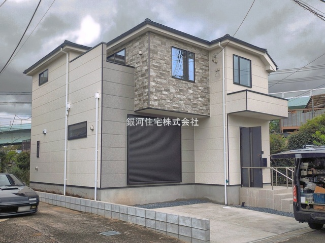 G00398509 千葉県流山市三輪野山１丁目 新築一戸建て 5099万円 土地面積121.30m² (約36.69坪) 建物面積112.32m² (約33.97坪) 間取り３ＳＬＤＫ 築年月2026年09月(築１年以内)