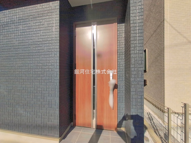 G00398517 神奈川県藤沢市天神町３丁目 新築一戸建て 4590万円 土地面積99.23m² (約30.01坪) 建物面積79.93m² (約24.17坪) 間取り３ＬＤＫ 築年月2026年10月(築１年以内)【外観15】