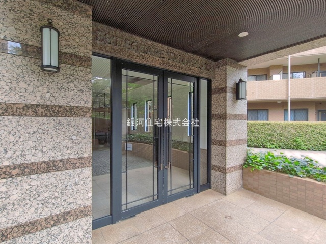 G00398531 神奈川県川崎市宮前区犬蔵２丁目 中古マンション 6780万円 専有面積88.21m² (約26.68坪) 間取り４ＬＤＫ 所在階5階 築年月1998年03月(築28年)【外観5】