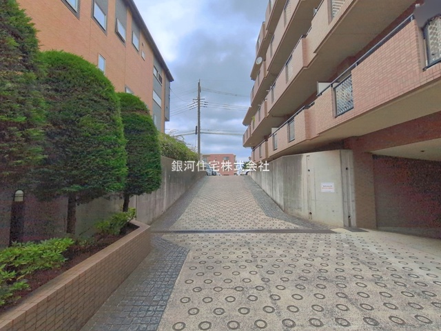 G00398531 神奈川県川崎市宮前区犬蔵２丁目 中古マンション 6780万円 専有面積88.21m² (約26.68坪) 間取り４ＬＤＫ 所在階5階 築年月1998年03月(築28年)【外観7】