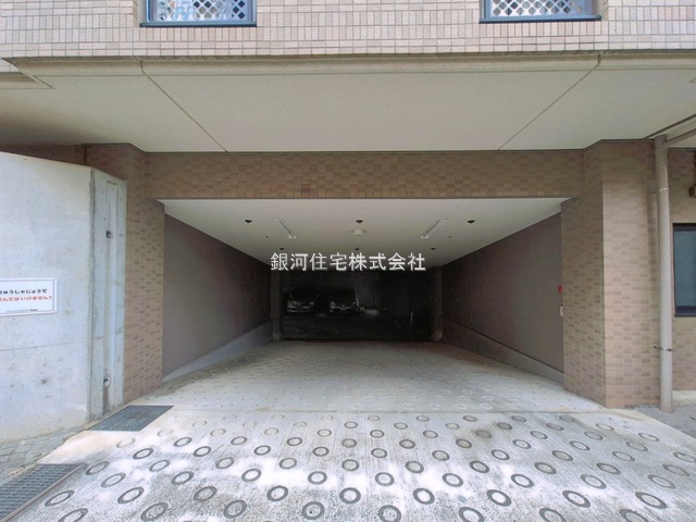 G00398531 神奈川県川崎市宮前区犬蔵２丁目 中古マンション 6780万円 専有面積88.21m² (約26.68坪) 間取り４ＬＤＫ 所在階5階 築年月1998年03月(築28年)【外観8】