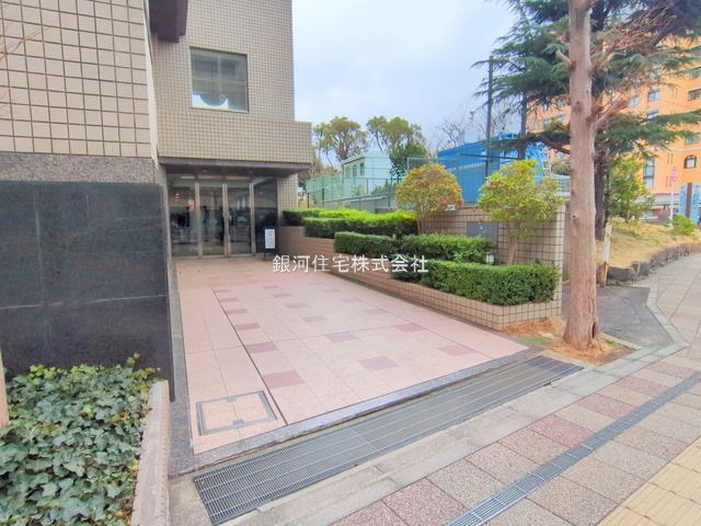 G00398651 神奈川県茅ヶ崎市茅ヶ崎１丁目 中古マンション 5399万円 専有面積71.66m² (約21.67坪) 間取り３ＬＤＫ 所在階4階 築年月1996年05月(築30年)【外観3】
