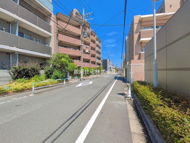 G00398689 東京都世田谷区下馬１丁目 中古マンション 1億5980万円 専有面積79.89m² (約24.16坪) 間取り３ＬＤＫ 所在階3階 築年月2004年02月(築22年)【外観7】