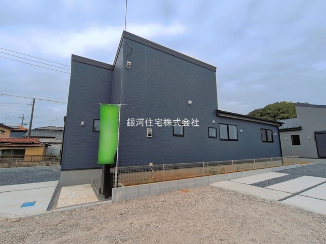 G00398747 千葉県野田市木間ヶ瀬 新築一戸建て 2680万円 土地面積332.36m² (約100.53坪) 建物面積101.02m² (約30.55坪) 間取り４ＬＤＫ 築年月2026年09月(築１年以内)【外観2】