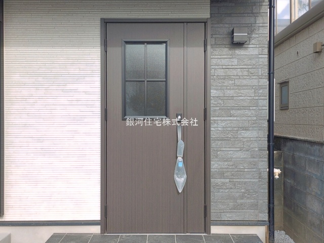 G00399263 神奈川県横浜市磯子区洋光台３丁目 新築一戸建て 8198万円 土地面積172.28m² (約52.11坪) 建物面積102.26m² (約30.93坪) 間取り４ＬＤＫ 築年月2026年10月(築１年以内)【外観4】