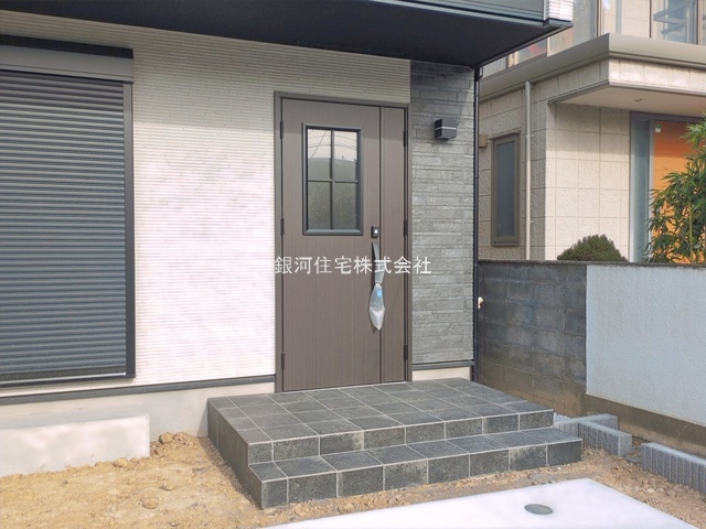 G00399263 神奈川県横浜市磯子区洋光台３丁目 新築一戸建て 8198万円 土地面積172.28m² (約52.11坪) 建物面積102.26m² (約30.93坪) 間取り４ＬＤＫ 築年月2026年10月(築１年以内)【外観12】