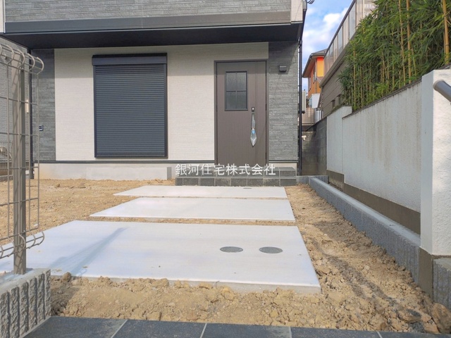 G00399263 神奈川県横浜市磯子区洋光台３丁目 新築一戸建て 8198万円 土地面積172.28m² (約52.11坪) 建物面積102.26m² (約30.93坪) 間取り４ＬＤＫ 築年月2026年10月(築１年以内)【外観13】
