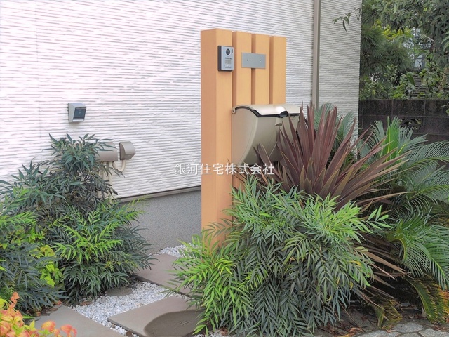 G00399529 神奈川県茅ヶ崎市萩園 中古一戸建て 6300万円 土地面積143.00m² (約43.25坪) 建物面積110.65m² (約33.47坪) 間取り３ＬＤＫ 築年月2024年01月(築2年)【外観8】