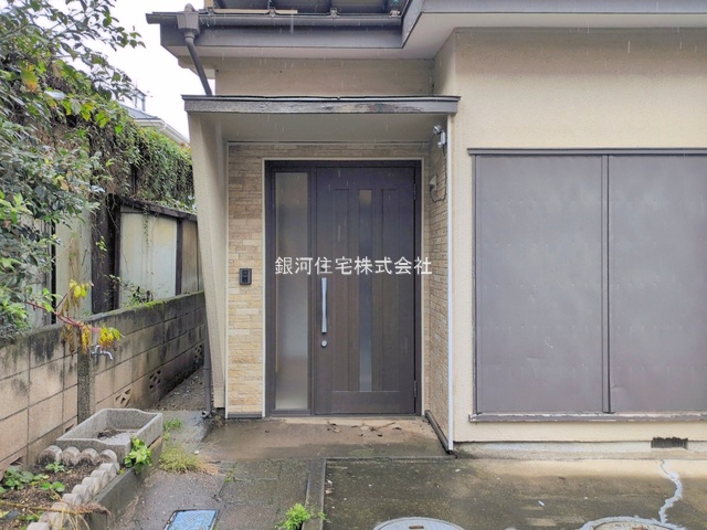G00399530 埼玉県川越市大字下赤坂 中古一戸建て 1290万円 土地面積70.09m² (約21.20坪) 建物面積59.40m² (約17.96坪) 間取り２ＬＤＫ 築年月1970年02月(築56年)【外観4】