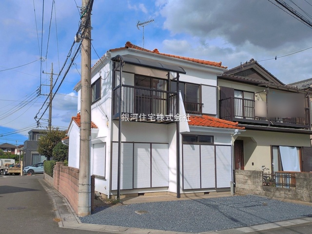 G00399542 埼玉県鶴ヶ島市大字中新田 中古一戸建て 1749万円 土地面積101.67m² (約30.75坪) 建物面積79.99m² (約24.19坪) 間取り４ＤＫ 築年月1985年04月(築41年)