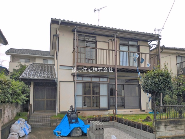 G00399543 埼玉県入間市大字新久 中古一戸建て 2099万円 土地面積153.87m² (約46.54坪) 建物面積109.88m² (約33.23坪) 間取り４ＬＤＫ 築年月1982年08月(築44年)