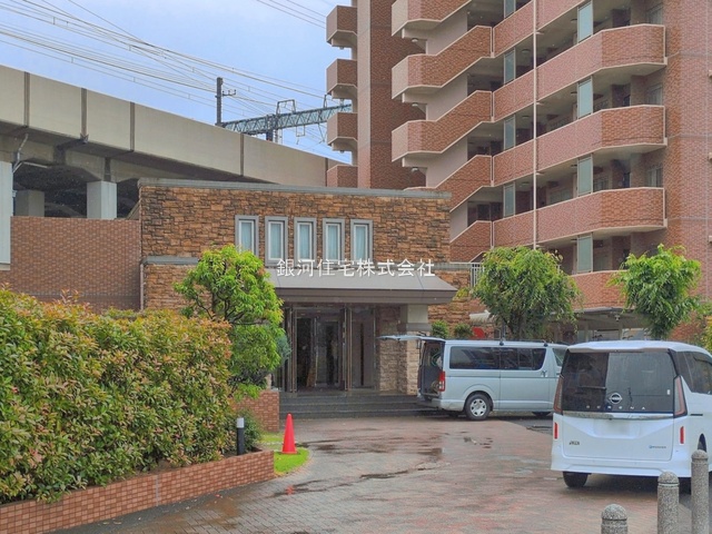 G00399544 千葉県市川市二俣２丁目 中古マンション 6499万円 専有面積81.75m² (約24.72坪) 間取り３ＬＤＫ 所在階5階 築年月2000年09月(築26年)【外観3】